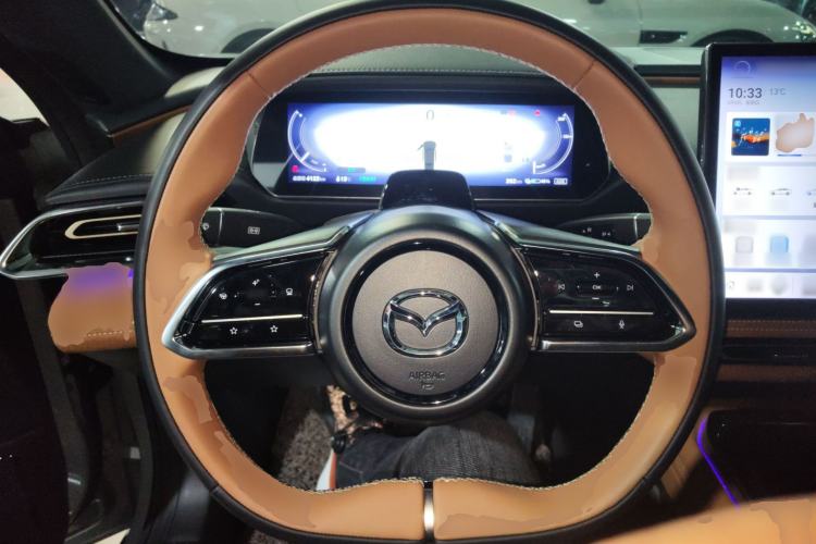 Used Mazda EZ-6 2024 Pure Electric 600 ZhiZun Edition Steering Wheel