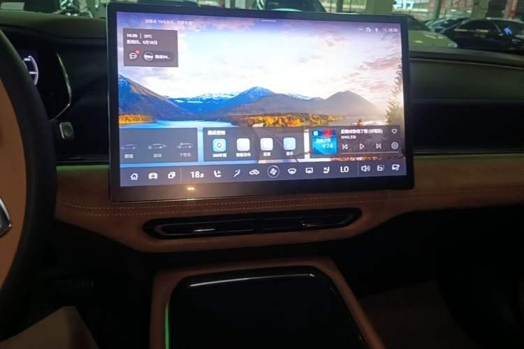 Used Mazda EZ-6 2024 Range-Extended 200 Luxury Edition Audio And AC Panel