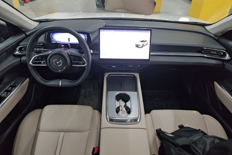 Used Mazda EZ-6 2024 Pure Electric 480 Zhiyue Edition Center Console