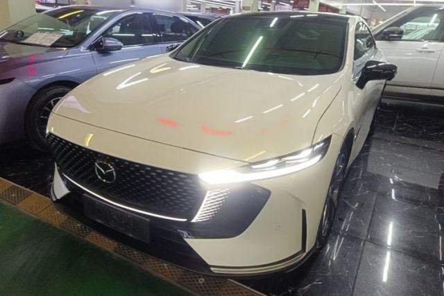 Used Mazda EZ-6 2024 Range-Extended 200 Luxury Edition