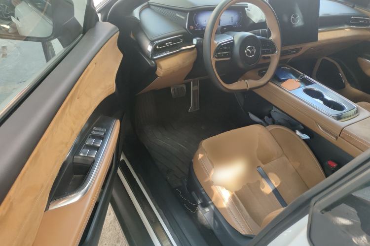 Used Mazda EZ-6 2024 Range-Extended 200 Luxury Edition Driver Seat