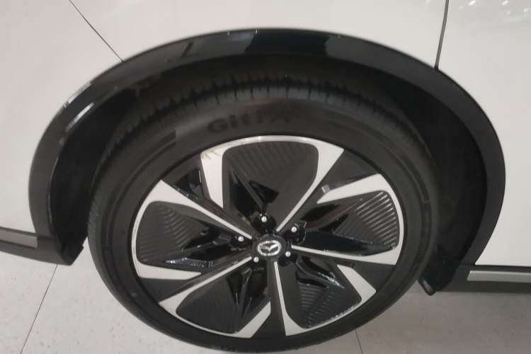 Used Mazda EZ-6 2024 Pure Electric 480 Zhiyue Edition Exterior 5