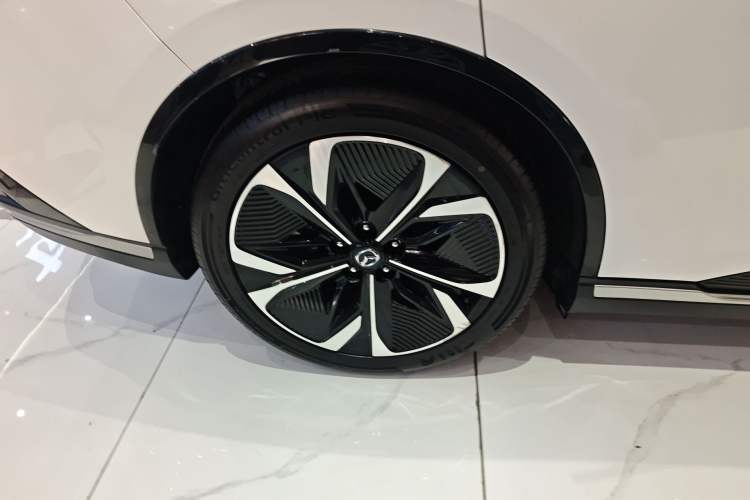 Used Mazda EZ-6 2024 Pure Electric 480 Zhiyue Edition Exterior 5