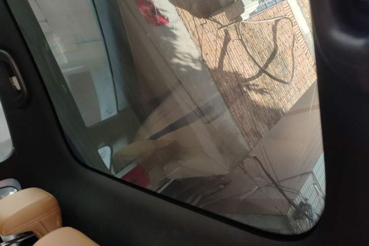 Used Mazda EZ-6 2024 Range-Extended 200 Luxury Edition Headliner