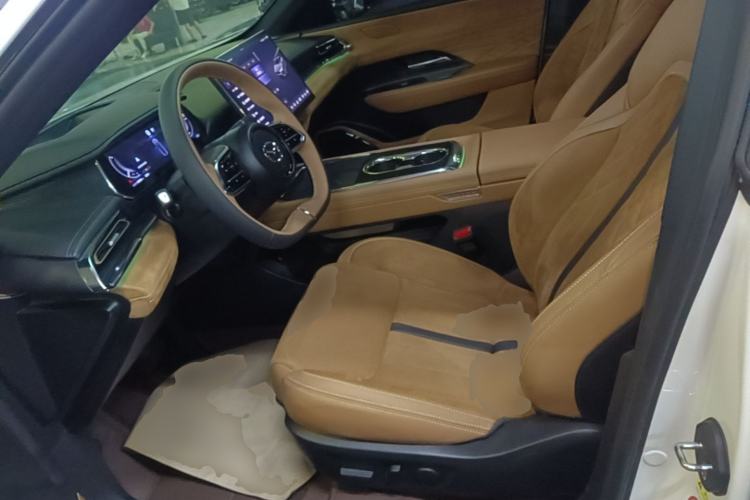 Used Mazda EZ-6 2024 Range-Extended 200 Luxury Edition Left Front Seat