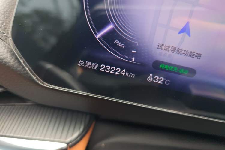Used Mazda EZ-6 2024 Range-Extended 200 Luxury Edition Odometer Close Up