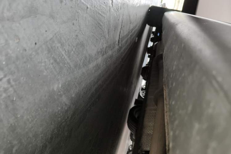 Used Mazda EZ-6 2024 Range-Extended 200 Luxury Edition Right Side Sill