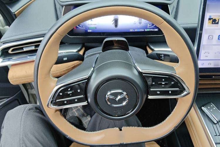 Used Mazda EZ-6 2024 Range-Extended 200 Luxury Edition Steering Wheel