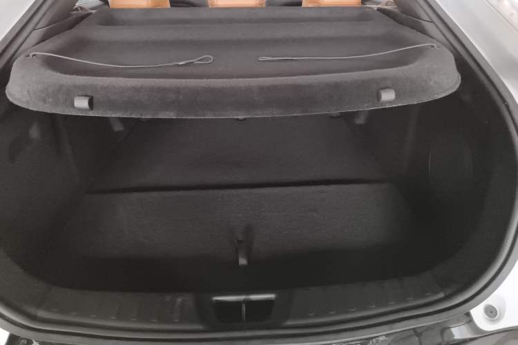 Used Mazda EZ-6 2024 Range-Extended 200 Luxury Edition Trunk