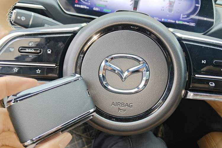 Used Mazda EZ-6 2024 Range-Extended 200 Luxury Edition Vehicle Key