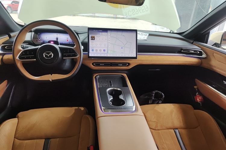 Used Mazda EZ-6 2024 Range-Extended 200 Luxury Edition Center Console