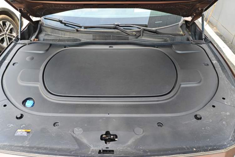 Used Mazda EZ-6 2024 Range-Extended 200 Luxury Edition Engine Bay
