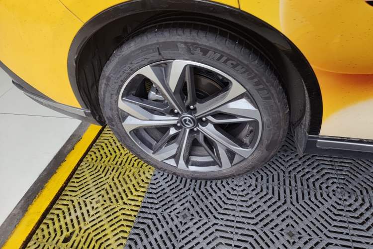 Used Mazda EZ-6 2024 Range-Extended 200 Luxury Edition Exterior 5