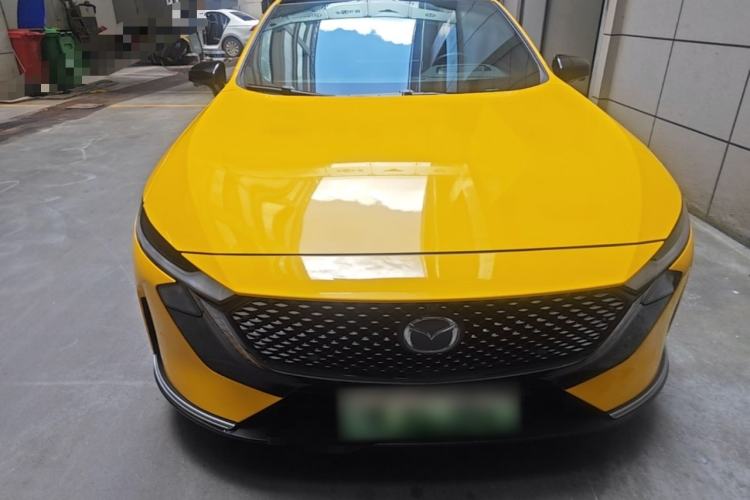 Used Mazda EZ-6 2024 Range-Extended 200 Luxury Edition Front