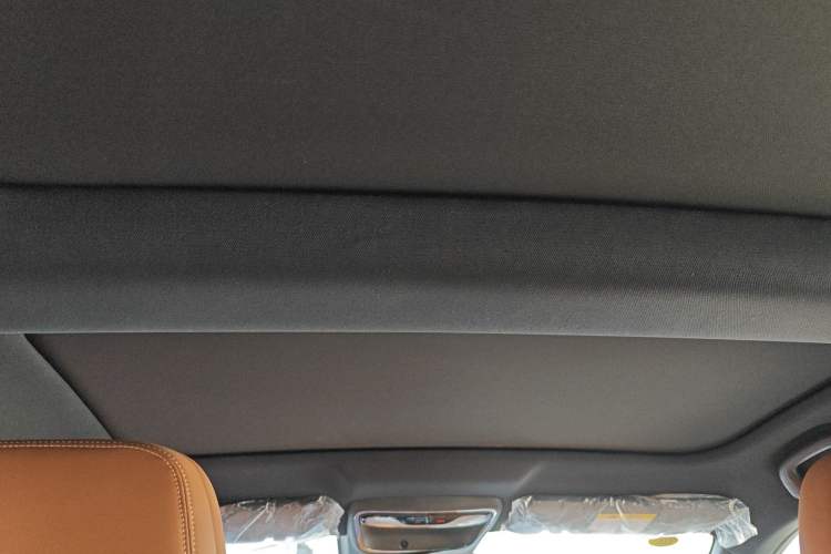 Used Mazda EZ-6 2024 Range-Extended 200 Luxury Edition Headliner