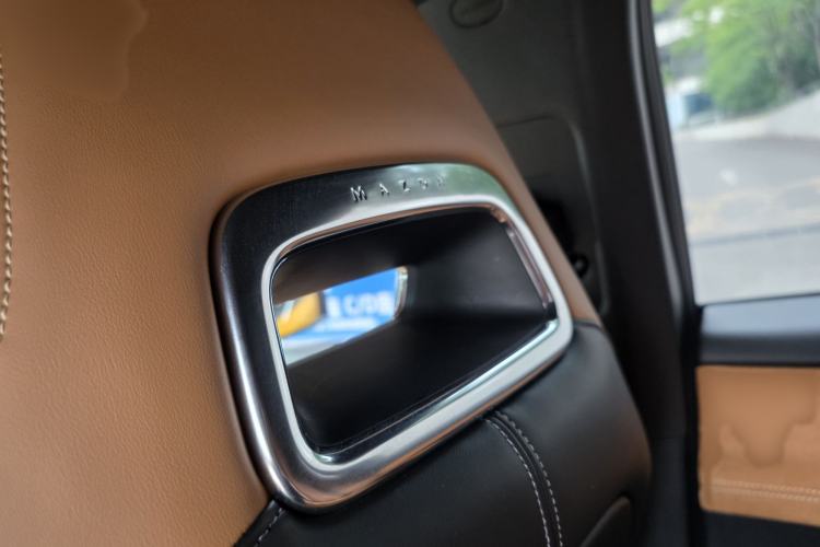 Used Mazda EZ-6 2024 Range-Extended 200 Luxury Edition Interior 6