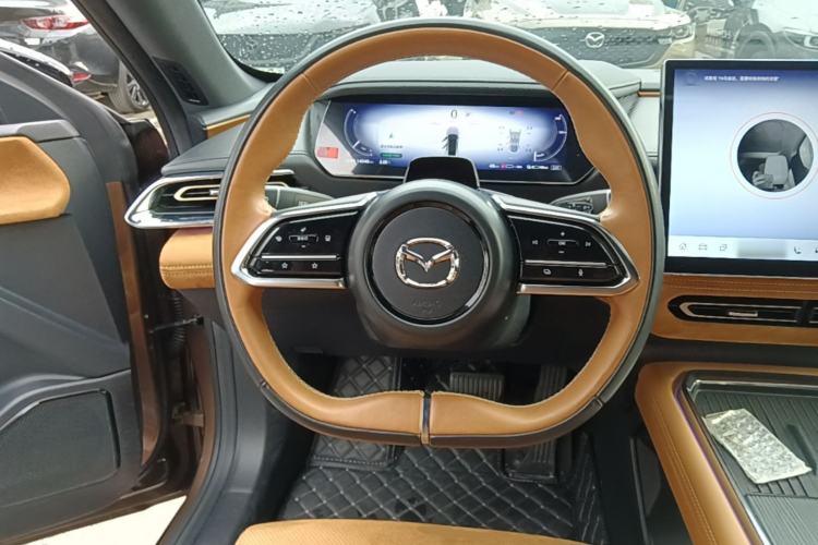 Used Mazda EZ-6 2024 Range-Extended 200 Luxury Edition Steering Wheel