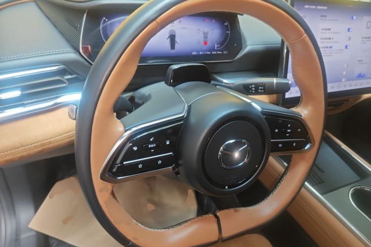 Used Mazda EZ-6 2024 Range-Extended 200 Luxury Edition Steering Wheel