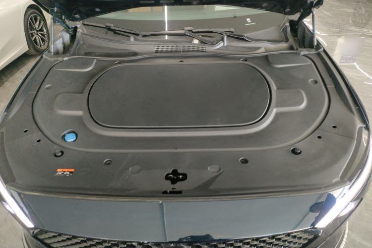 Used Mazda EZ-6 2025 Extended-Range 200 Zhizun Sport Edition Engine Bay
