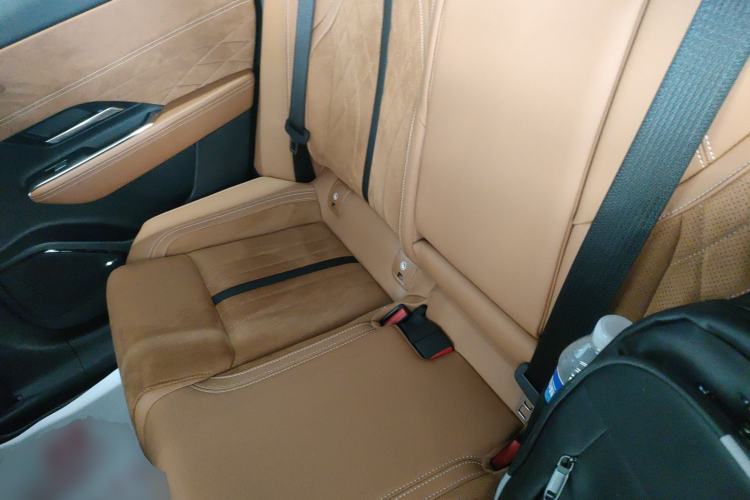 Used Mazda EZ-6 2025 Extended-Range 200 Zhizun Sport Edition Left Rear Seat