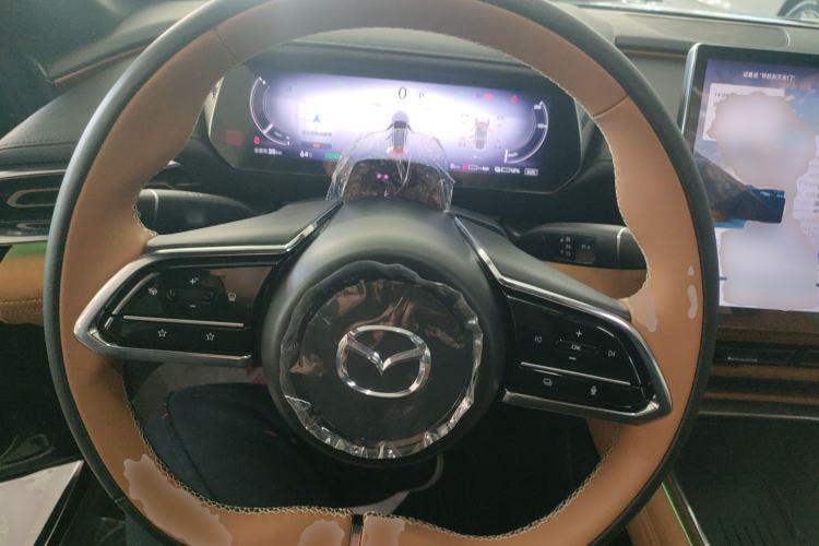 Used Mazda EZ-6 2025 Extended-Range 200 Zhizun Sport Edition Steering Wheel