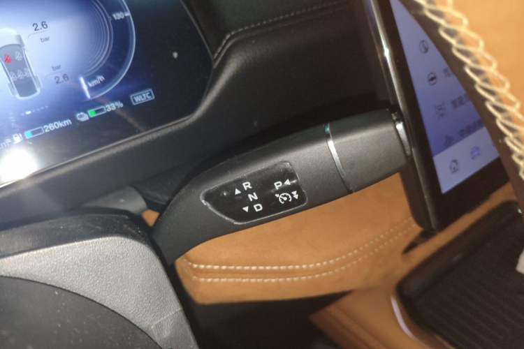Used Mazda EZ-6 2025 Range-Extended 200 Zhiya Sport Edition Gear Lever