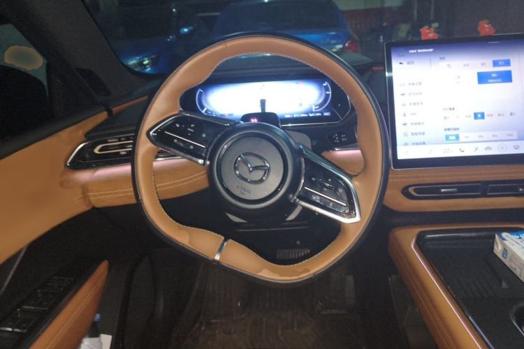 Used Mazda EZ-6 2025 Range-Extended 200 Zhiya Sport Edition Steering Wheel