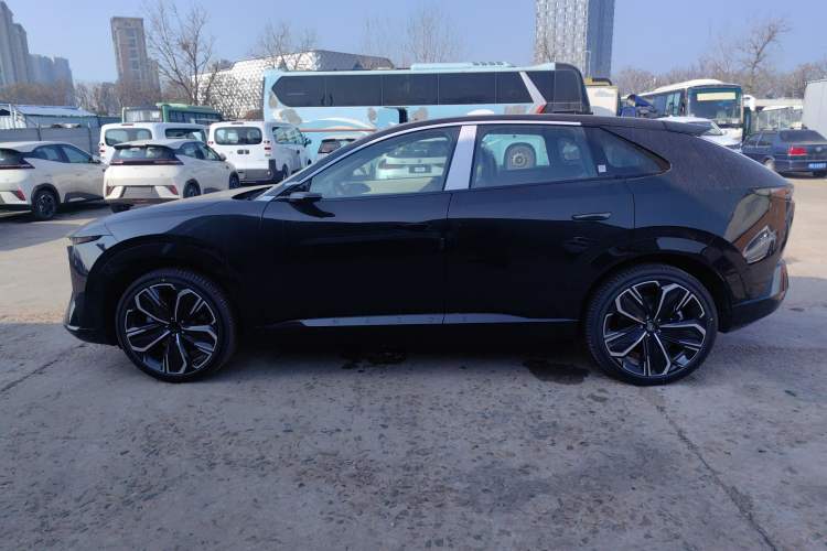 Used Mazda EZ-60 2025 Model Pure Electric 600 Max Exterior 3