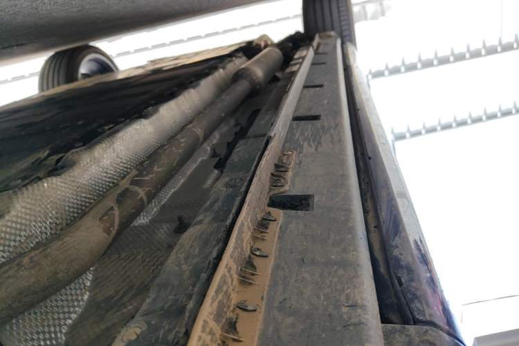 Used Mazda EZ-60 2025 Model Range-Extended 200 Max Right Side Sill