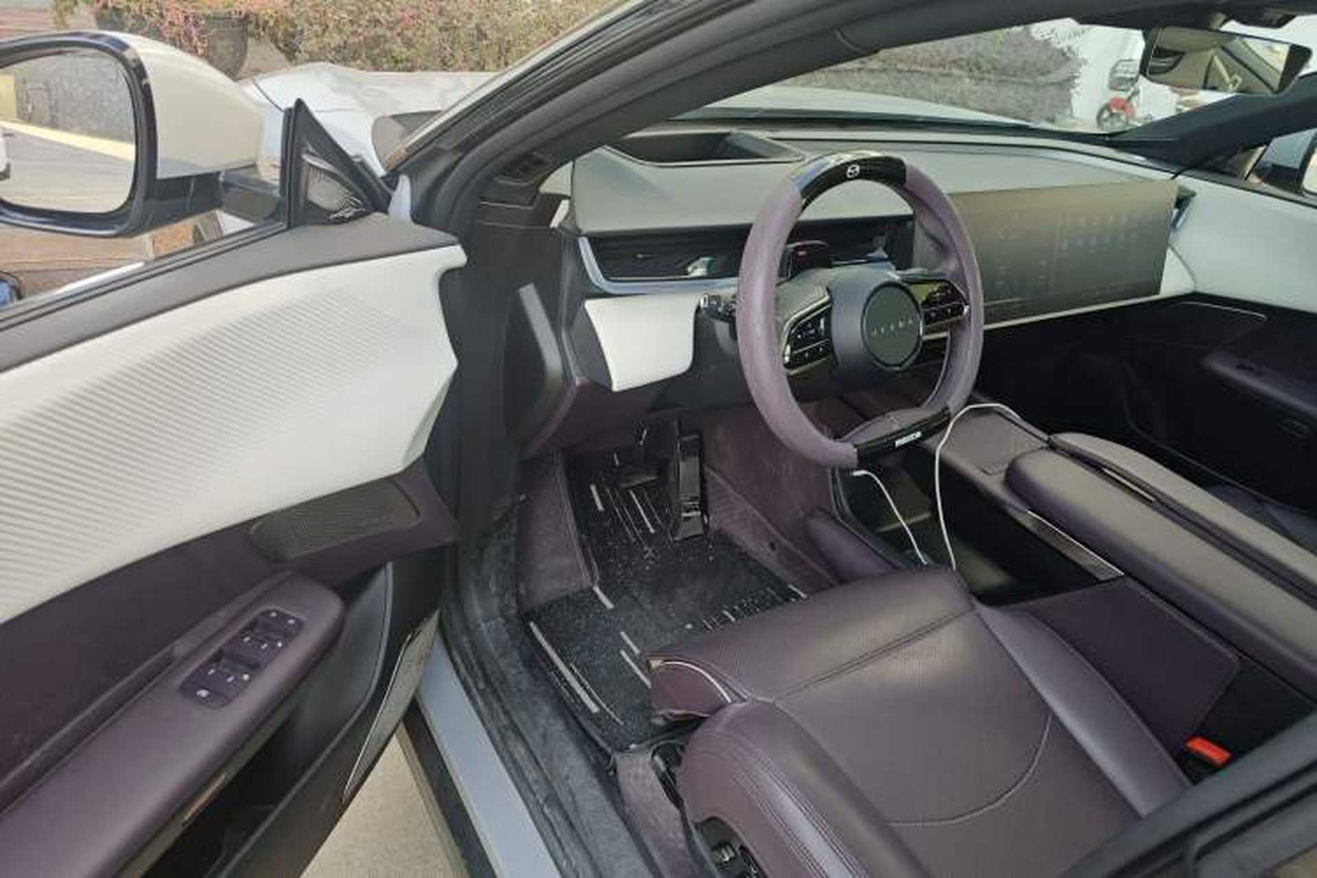 Used Mazda EZ-60 2025 Model Range-Extended 200 Max Driver Seat