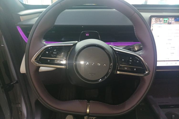 Used Mazda EZ-60 2025 Model Range-Extended 200 Max Steering Wheel