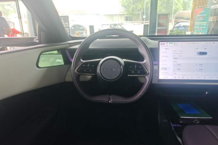 Used Mazda EZ-60 2025 Model Range-Extended 200 Pro Steering Wheel