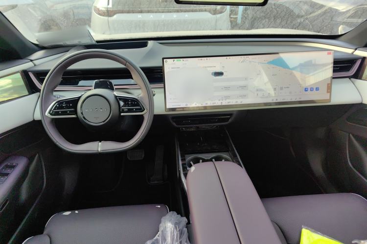 Used Mazda EZ-60 2025 Model Pure Electric 600 Max Center Console