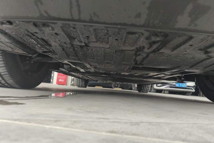 Used Mazda EZ-60 2025 Model Range-Extended 200 Max Chassis Front