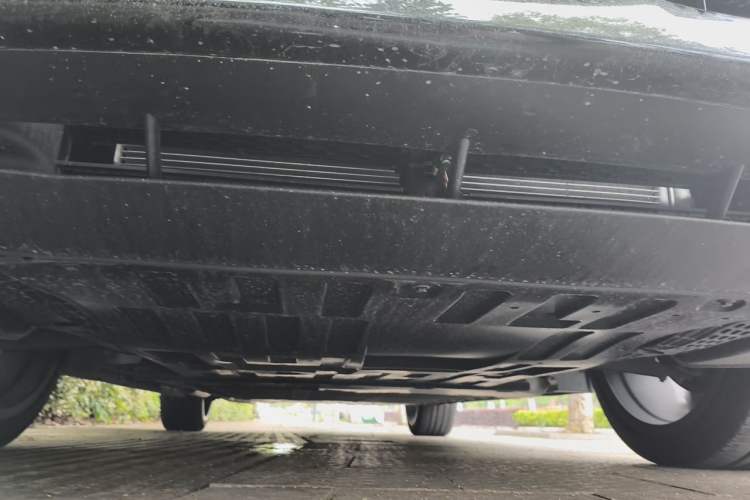 Used Mazda EZ-60 2025 Model Range-Extended 200 Max Chassis Front