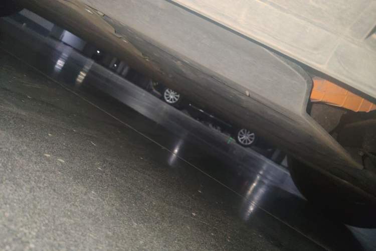 Used Mazda EZ-60 2025 Model Range-Extended 200 Max Chassis Rear Left