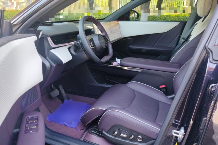 Used Mazda EZ-60 2025 Model Range-Extended 200 Max Driver Seat
