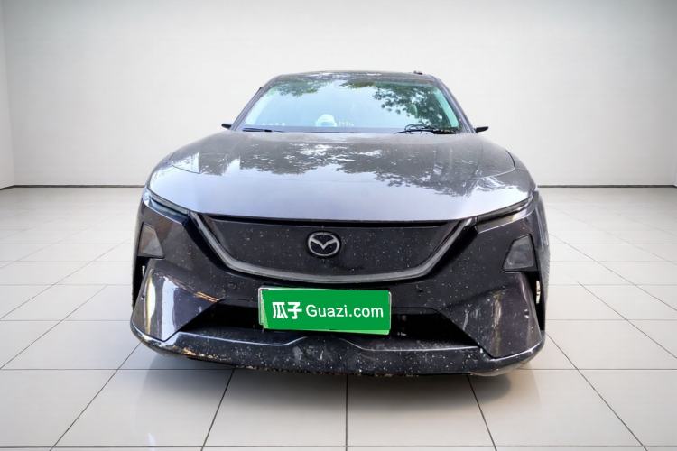 Used Mazda EZ-60 2025 Model Range-Extended 200 Pro Exterior 1