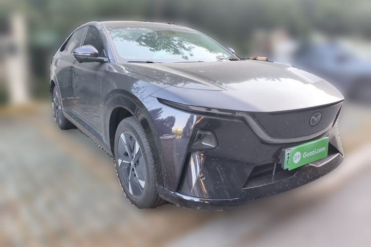 Used Mazda EZ-60 2025 Model Range-Extended 200 Pro Exterior 2