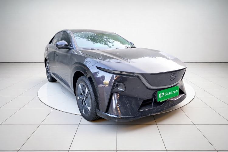 Used Mazda EZ-60 2025 Model Range-Extended 200 Pro Exterior 2