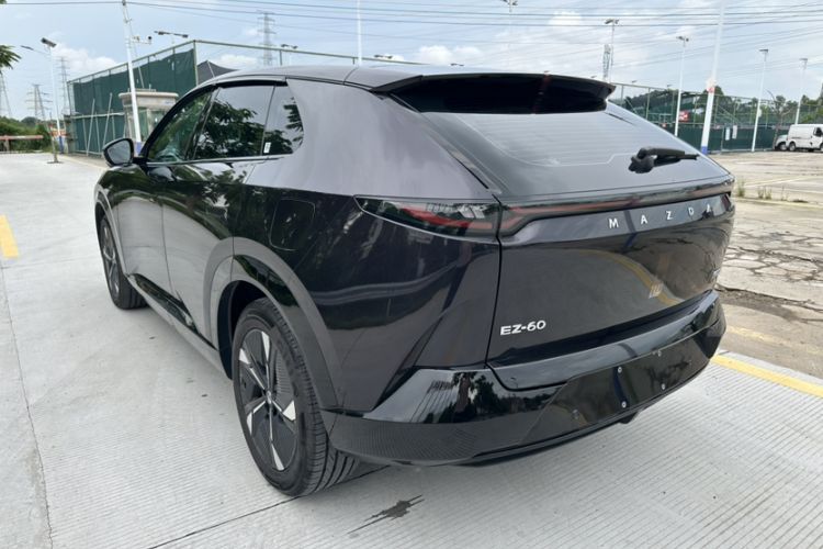 Used Mazda EZ-60 2025 Model Range-Extended 200 Pro Exterior 4