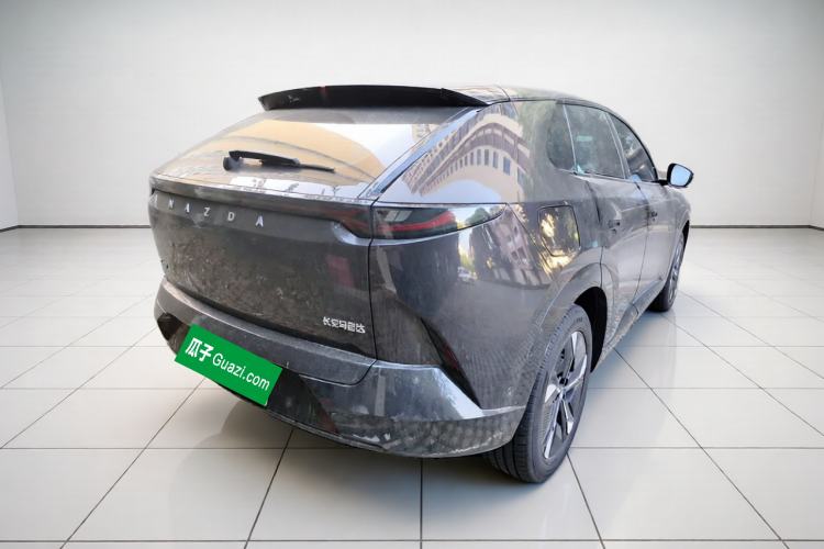 Used Mazda EZ-60 2025 Model Range-Extended 200 Pro Exterior 5