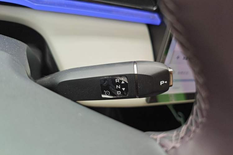 Used Mazda EZ-60 2025 Model Pure Electric 600 Max Gear Lever