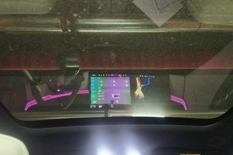 Used Mazda EZ-60 2025 Model Range-Extended 200 Max Headliner