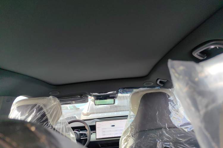 Used Mazda EZ-60 2025 Model Pure Electric 600 Max Headliner