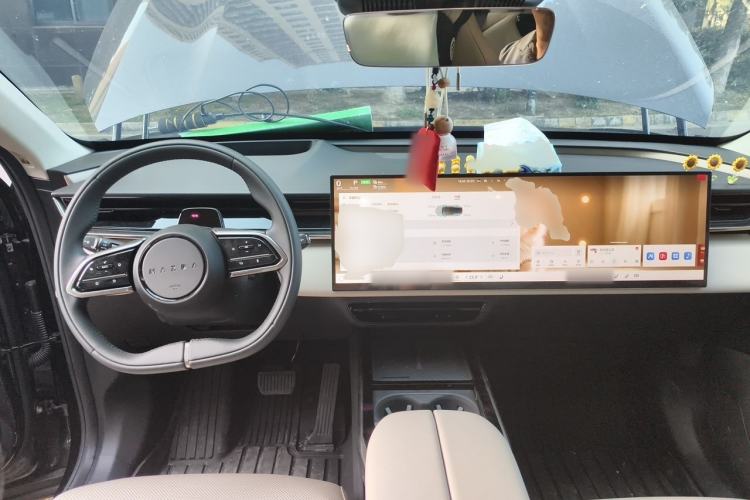 Used Mazda EZ-60 2025 Model Range-Extended 200 Pro Interior 2