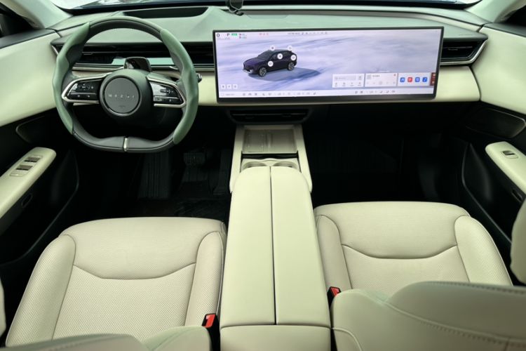 Used Mazda EZ-60 2025 Model Range-Extended 200 Pro Interior 4