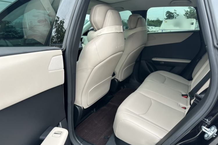 Used Mazda EZ-60 2025 Model Range-Extended 200 Pro Interior 6