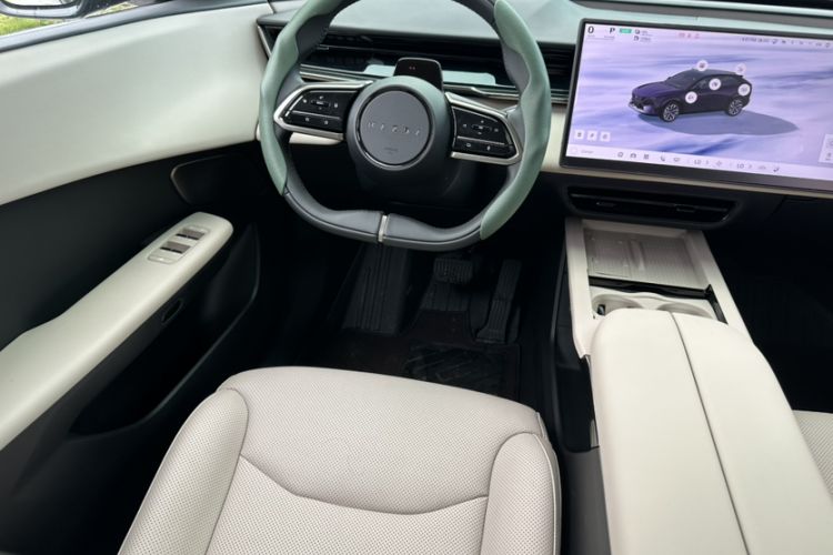 Used Mazda EZ-60 2025 Model Range-Extended 200 Pro Interior 7
