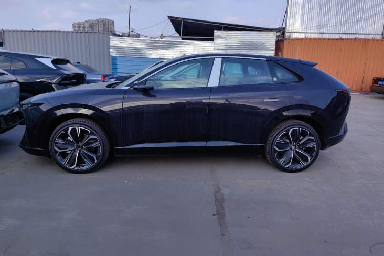 Used Mazda EZ-60 2025 Model Pure Electric 600 Max Left Side